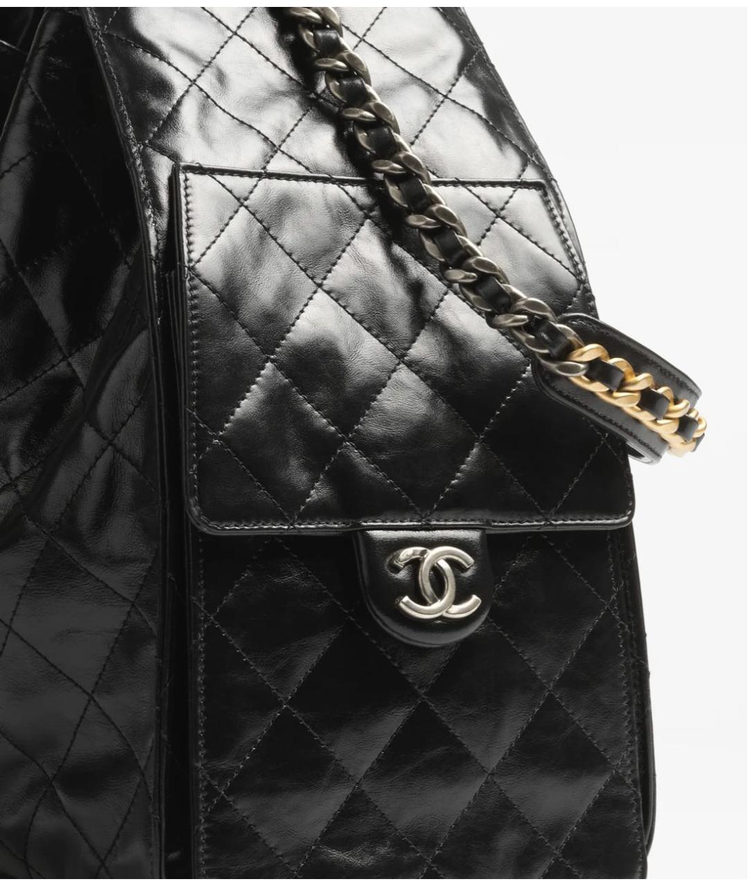 CHANEL Черная сумка через плечо из лакированной кожи, фото 3