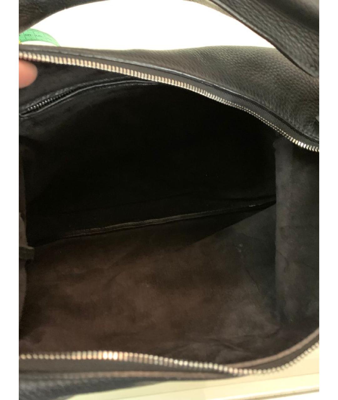 THE ROW Черная кожаная сумка через плечо, фото 6