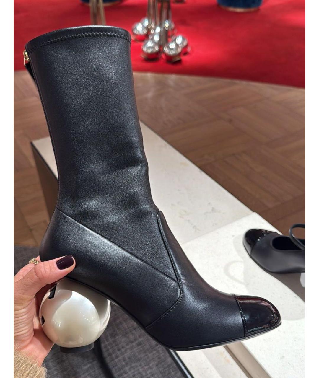 CHANEL Черные кожаные ботильоны, фото 4