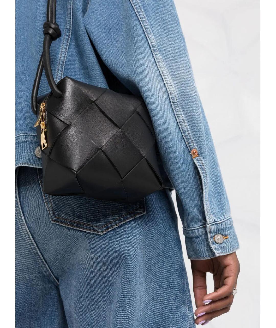 BOTTEGA VENETA Черная кожаная сумка через плечо, фото 5