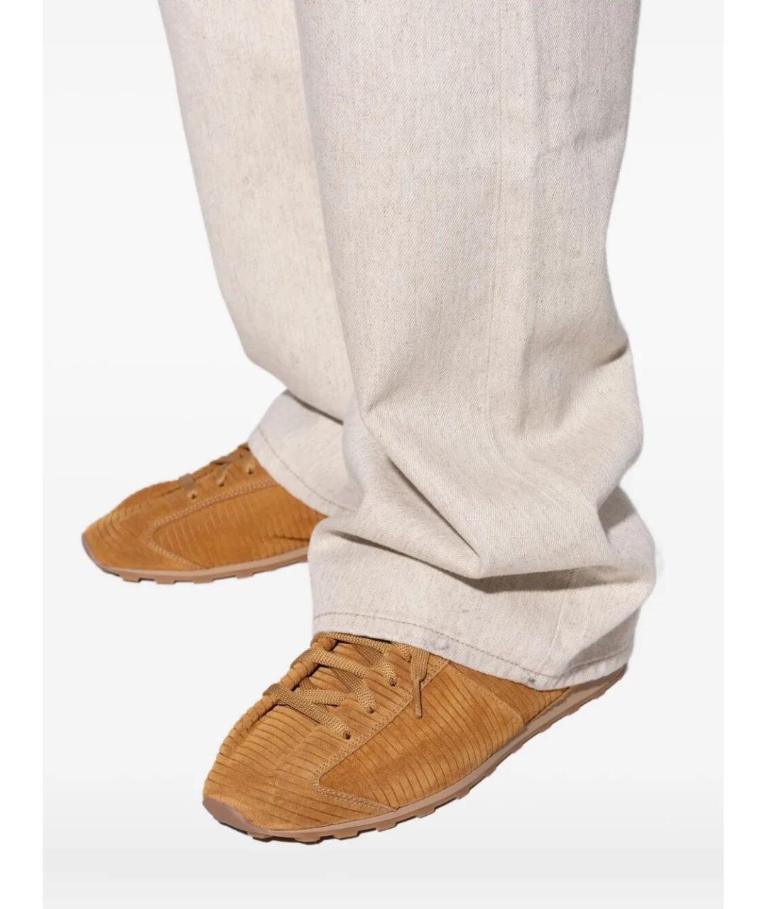 JACQUEMUS Бежевые замшевые низкие кроссовки / кеды, фото 2