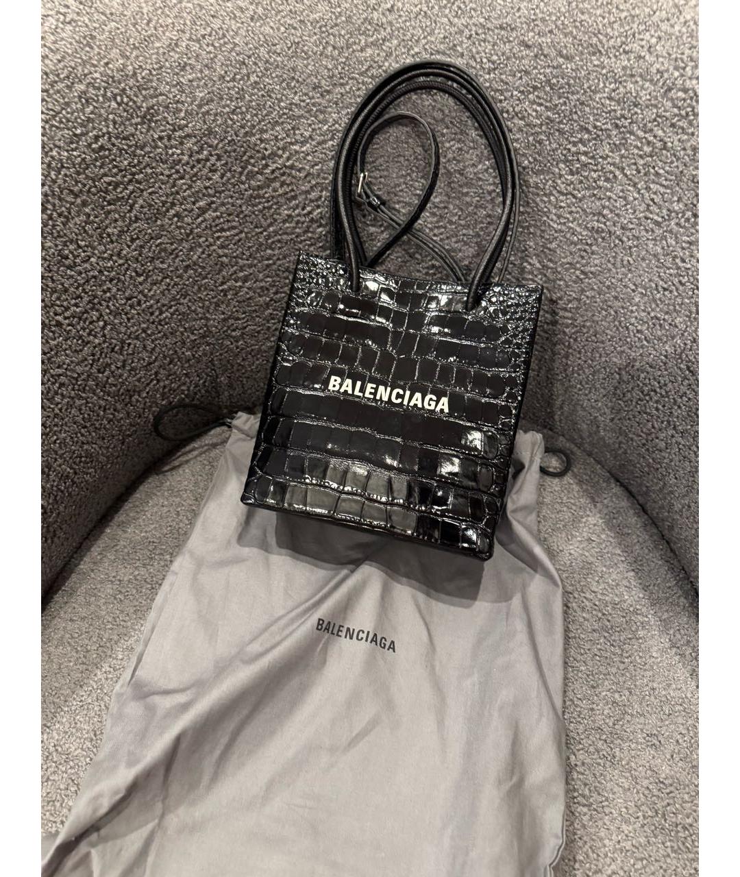 BALENCIAGA Черная сумка через плечо из лакированной кожи, фото 5