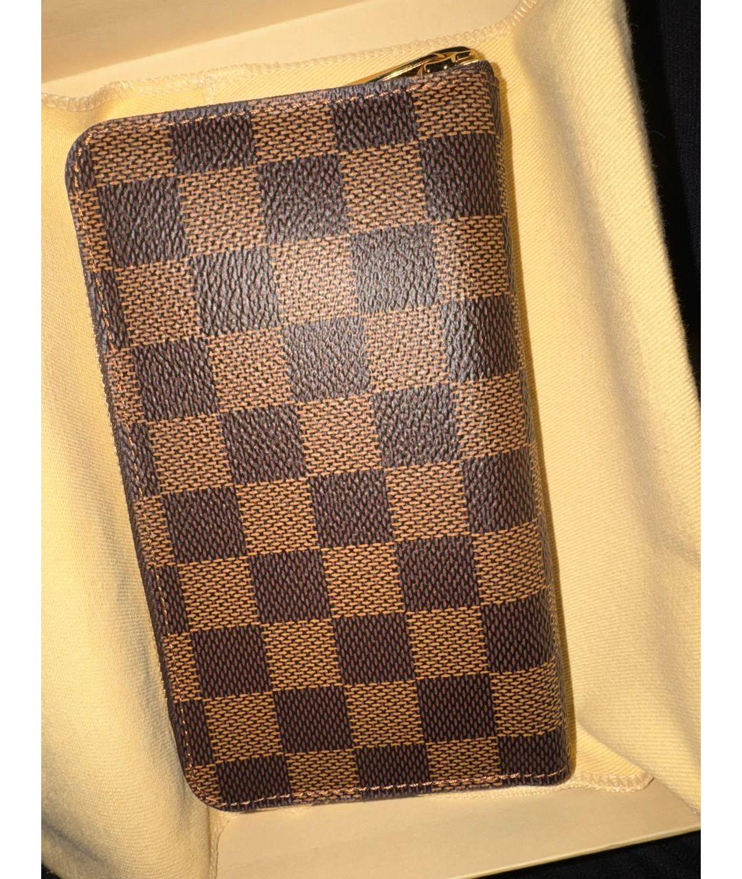 LOUIS VUITTON Коричневый кожаный кошелек, фото 2