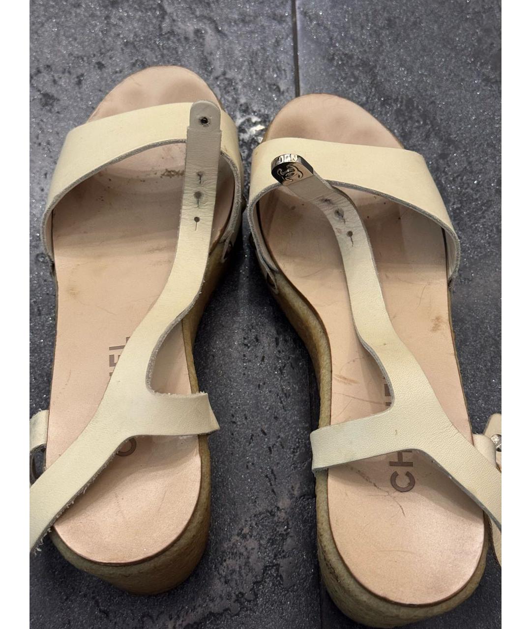 CHANEL Бежевые кожаные босоножки, фото 7