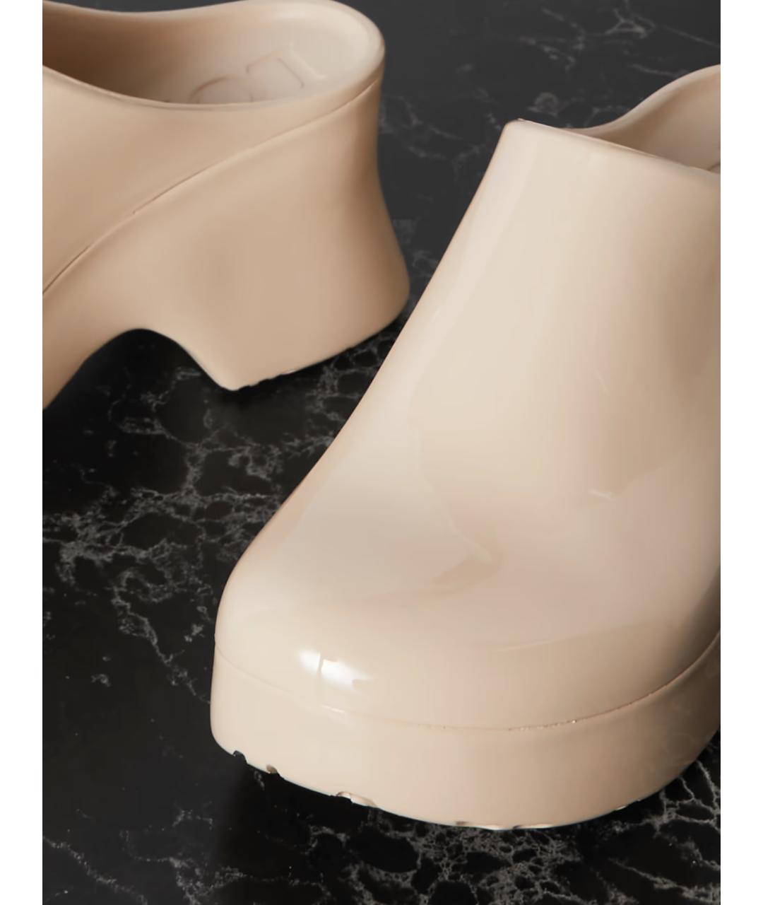 LOEWE Бежевые кожаные сабо, фото 4