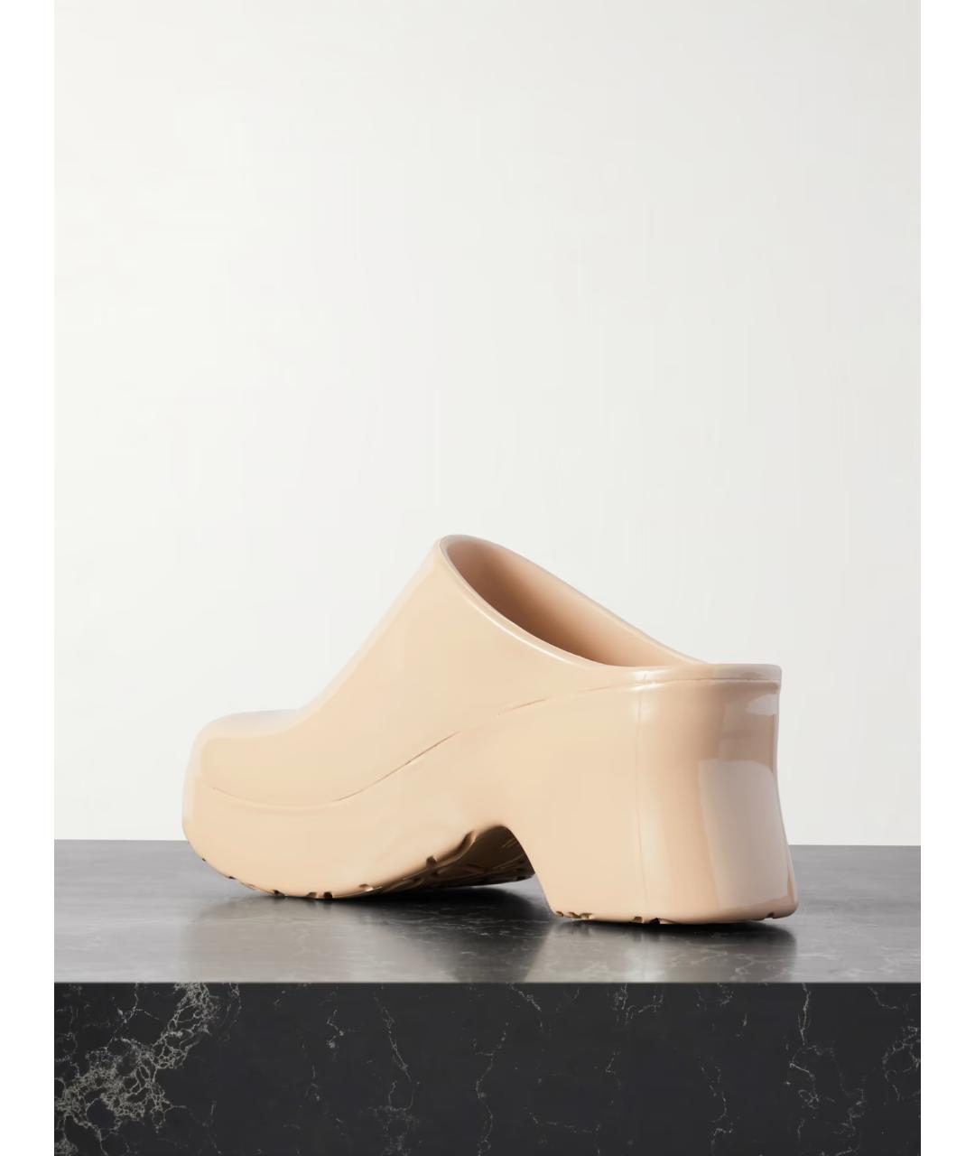 LOEWE Бежевые кожаные сабо, фото 3