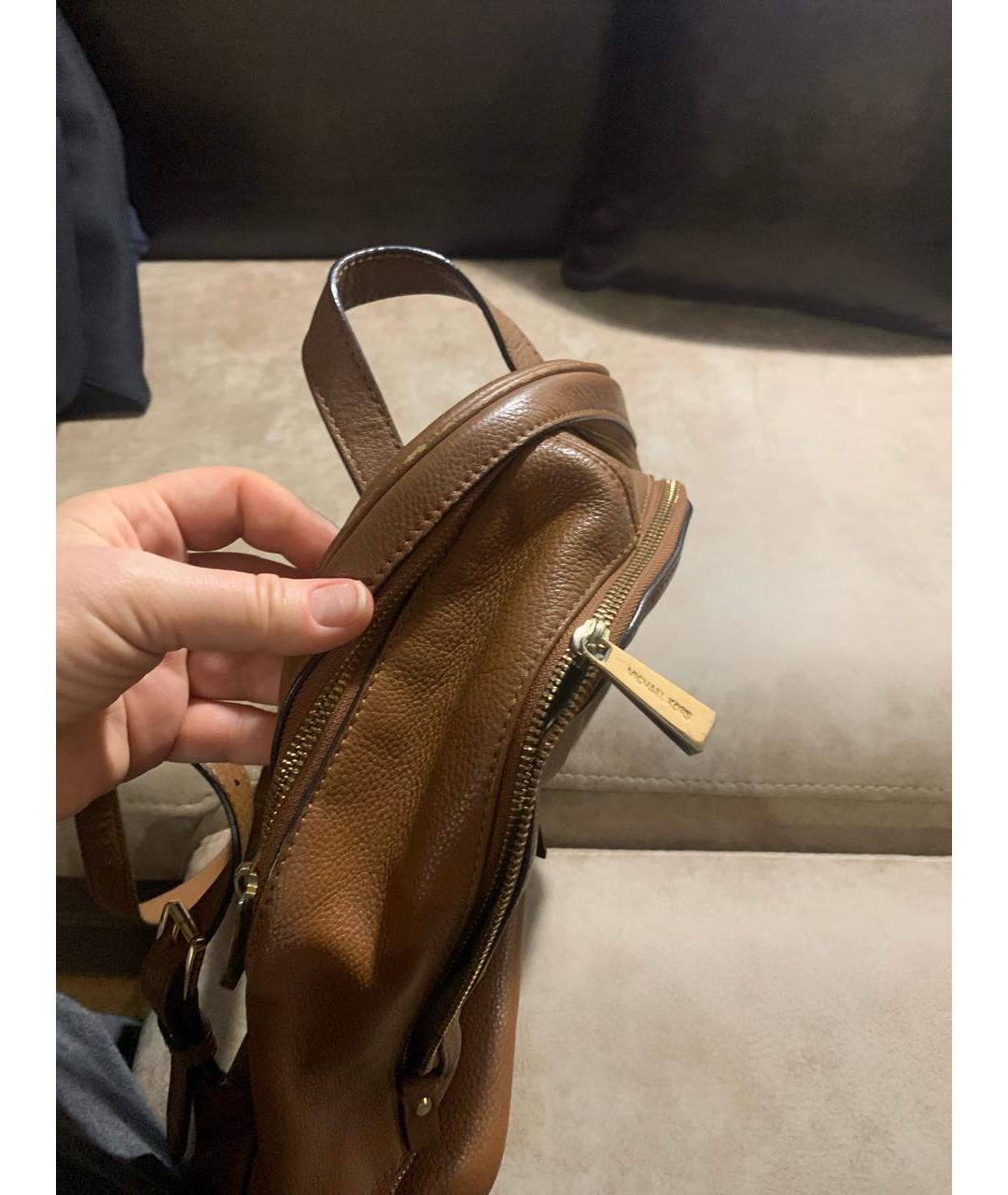 MICHAEL KORS Коричневый кожаный рюкзак, фото 3