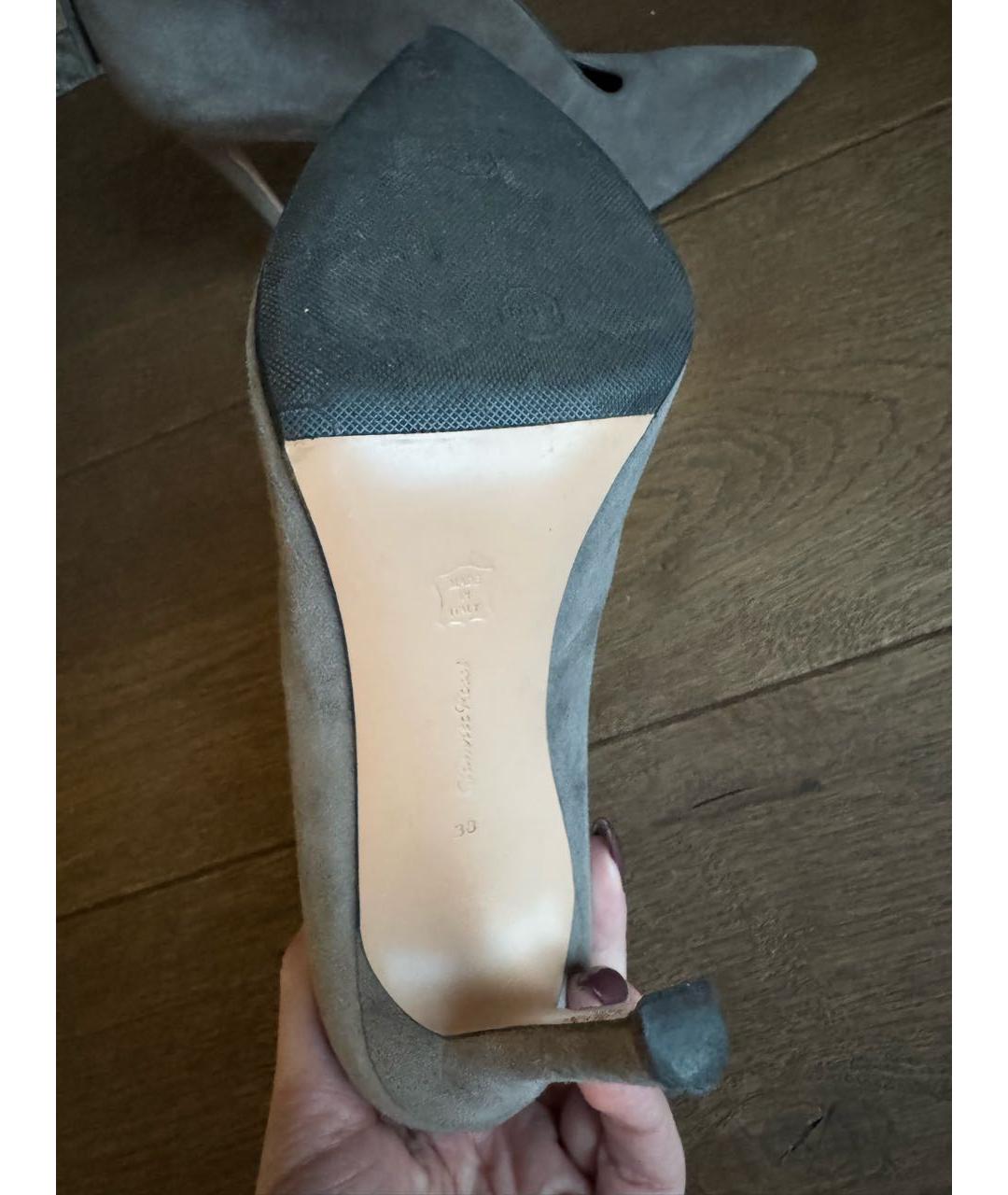 GIANVITO ROSSI Серые замшевые ботильоны, фото 6