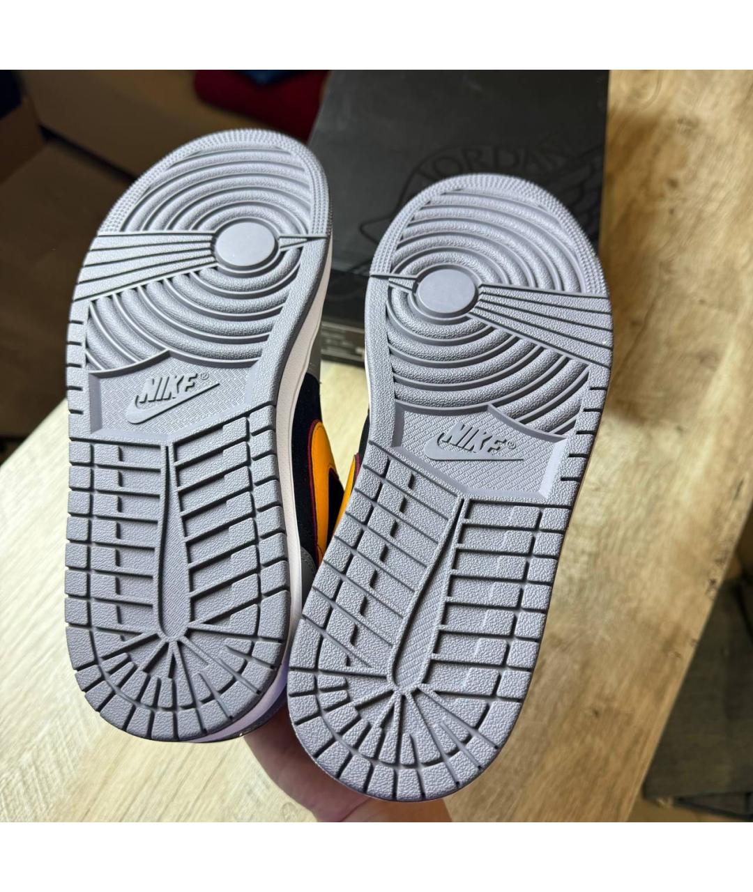 JORDAN Серые кожаные низкие кроссовки / кеды, фото 5