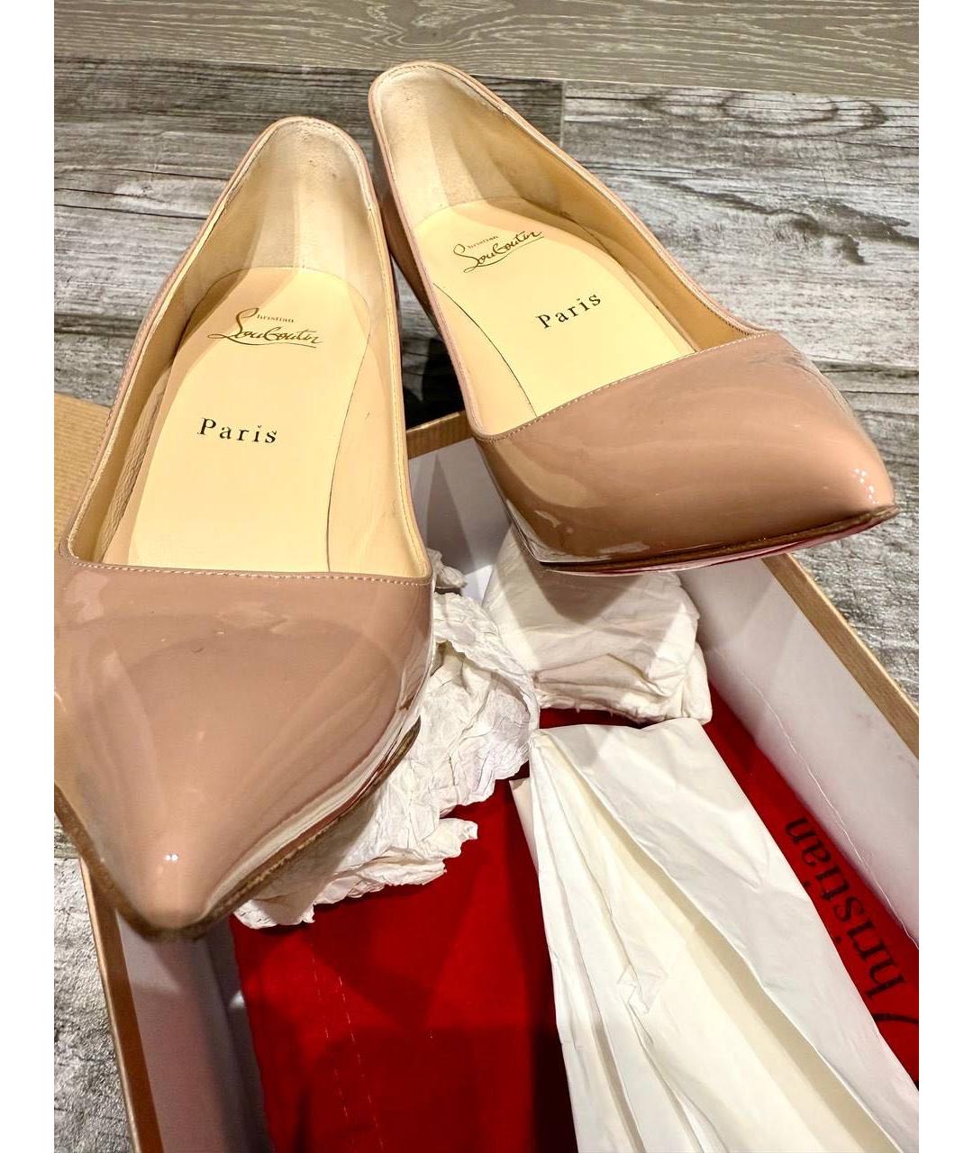 CHRISTIAN LOUBOUTIN Бежевые туфли из лакированной кожи, фото 3