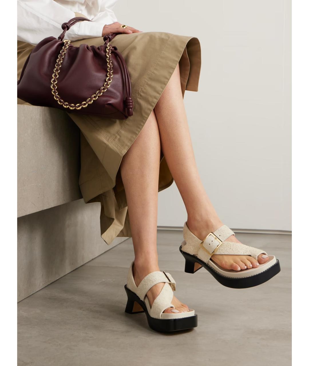 LOEWE Бежевые замшевые сандалии, фото 2