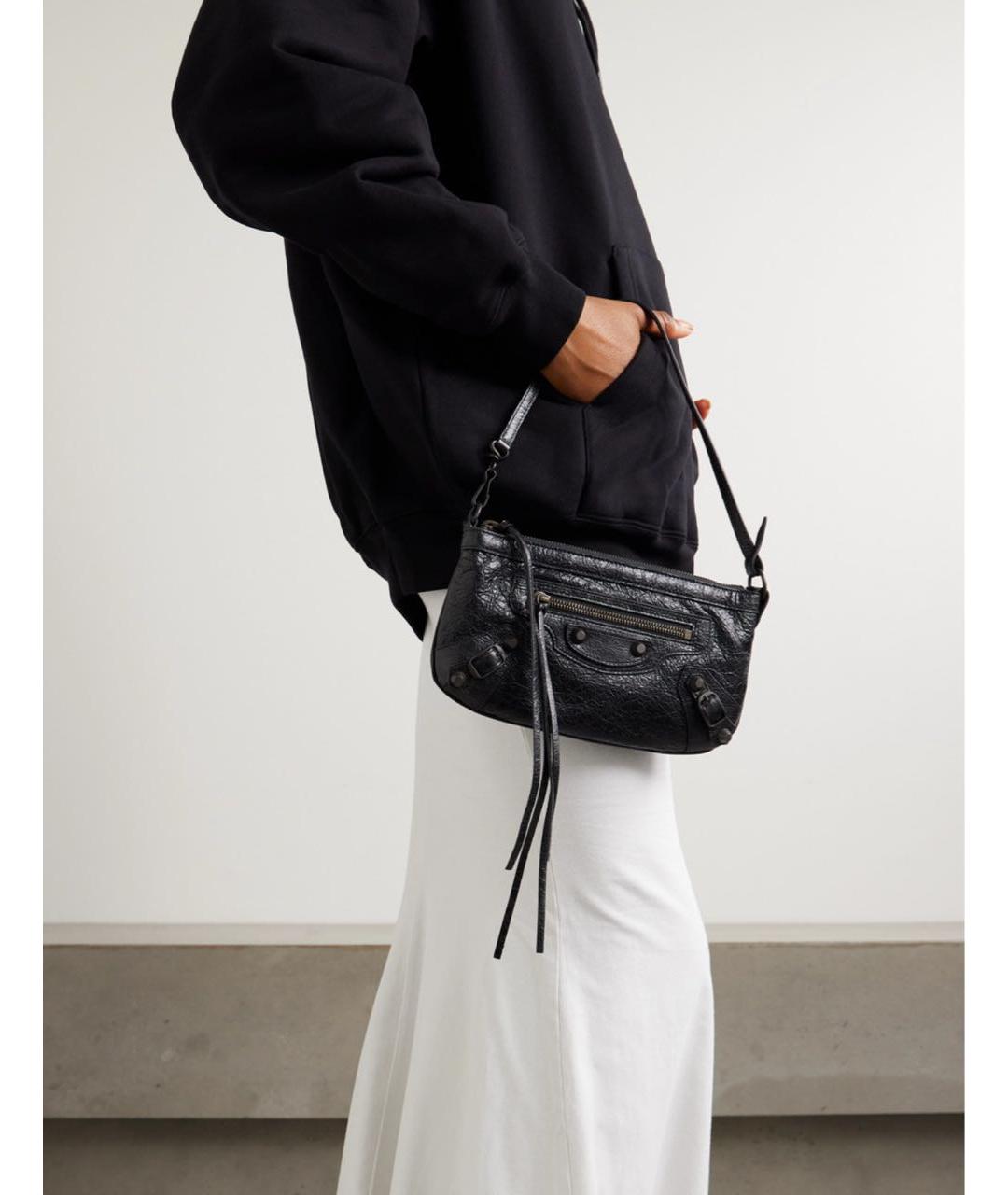 BALENCIAGA Черная кожаная сумка через плечо, фото 2