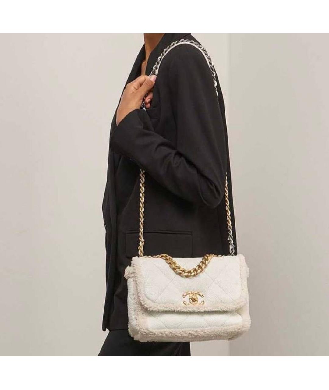 CHANEL Белая кожаная сумка через плечо, фото 5