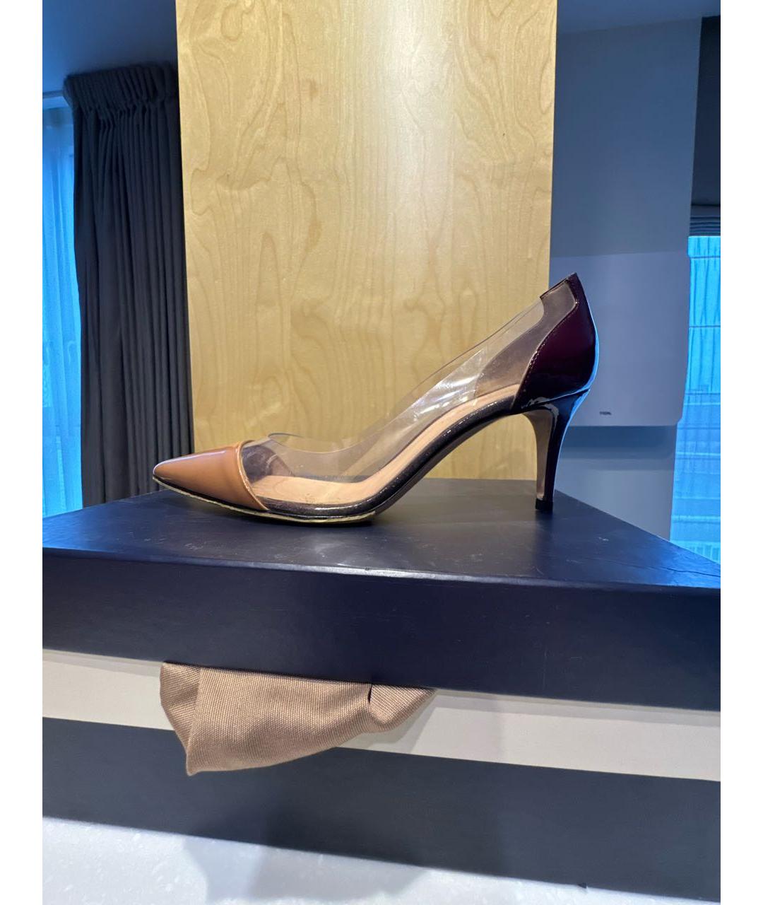 SERGIO ROSSI Бежевые туфли из лакированной кожи, фото 9