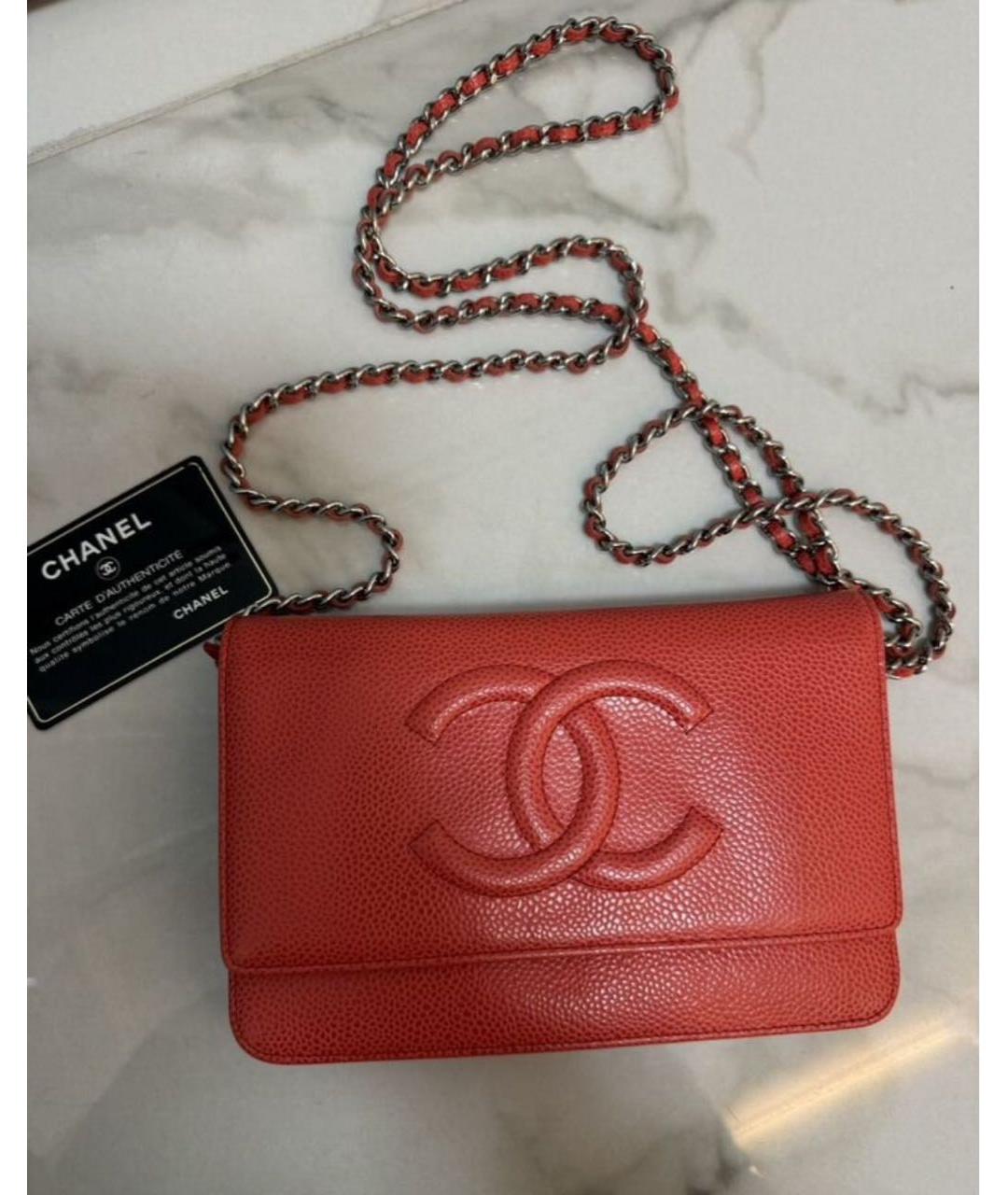CHANEL Красная кожаная сумка через плечо, фото 3
