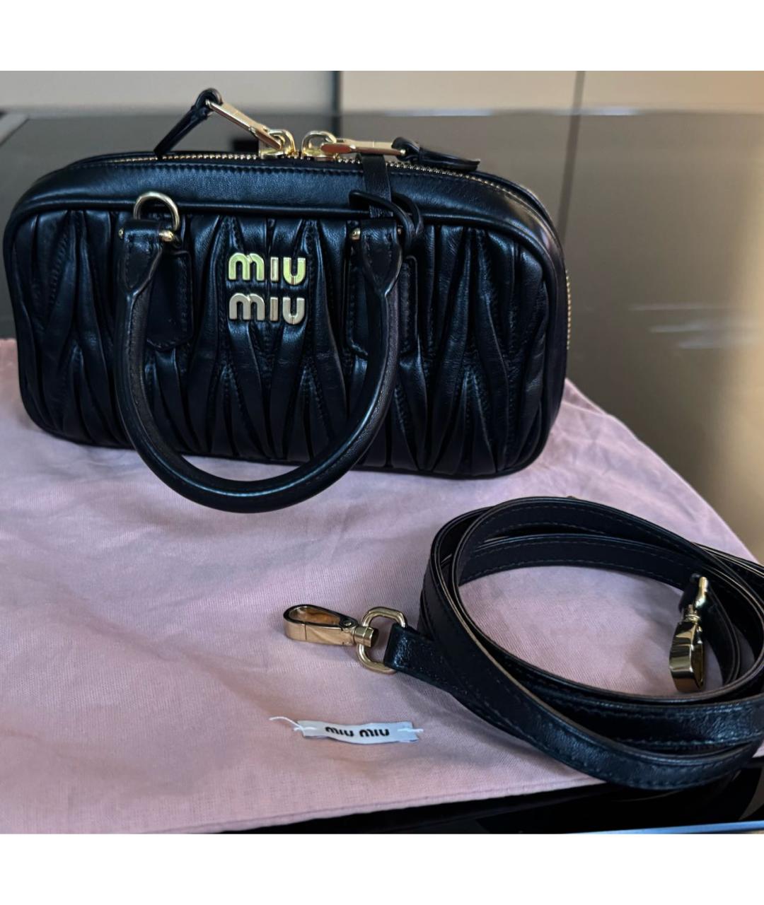 MIU MIU Черная кожаная сумка с короткими ручками, фото 2