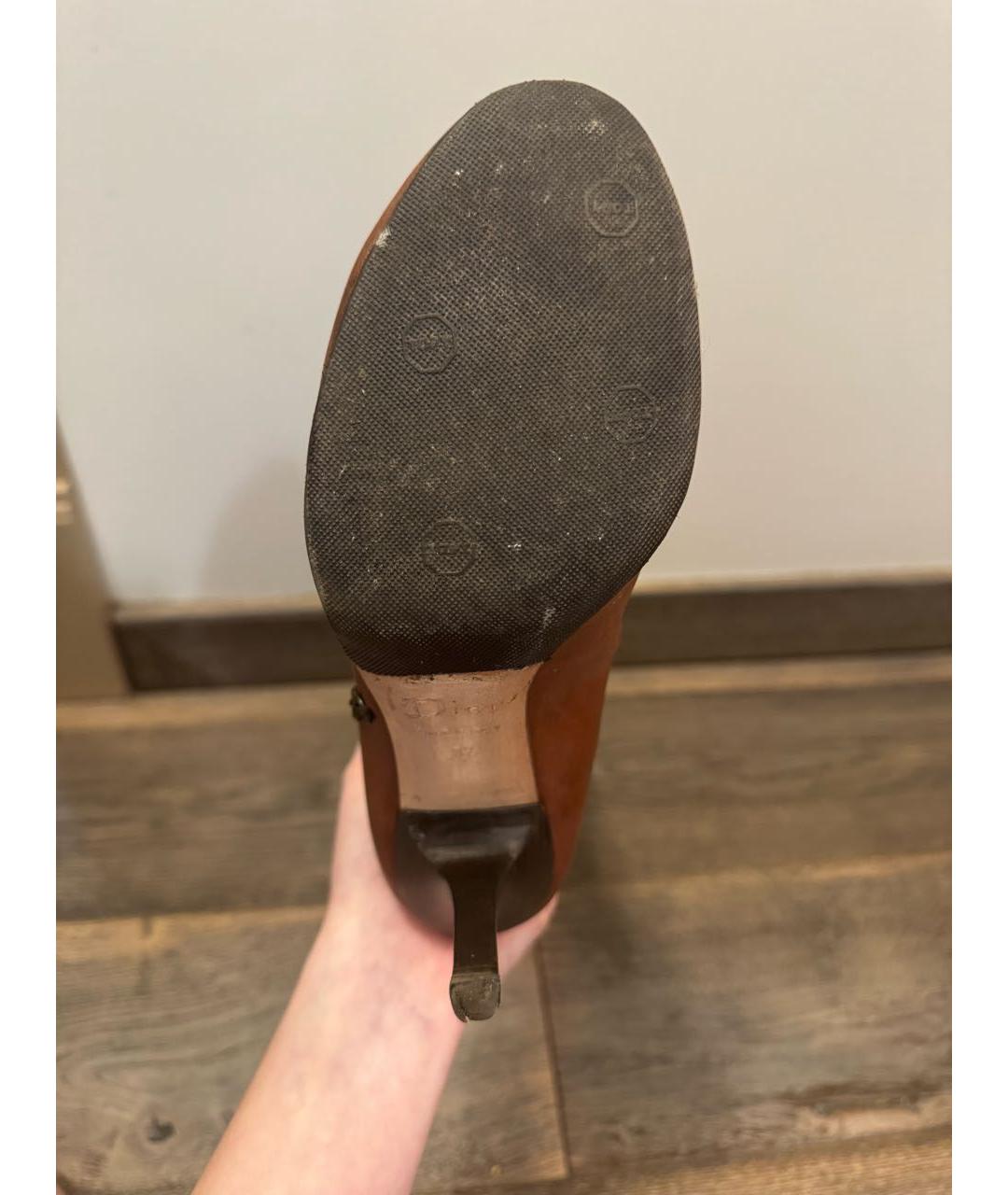 CHRISTIAN DIOR Оранжевое кожаные сапоги, фото 6