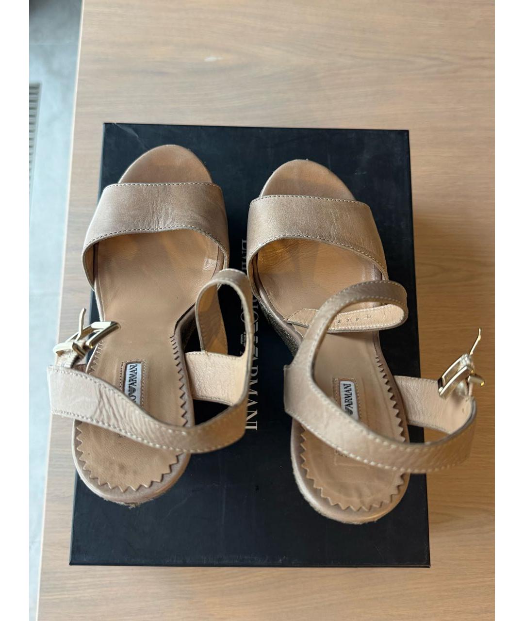 EMPORIO ARMANI Бежевые кожаные босоножки, фото 3