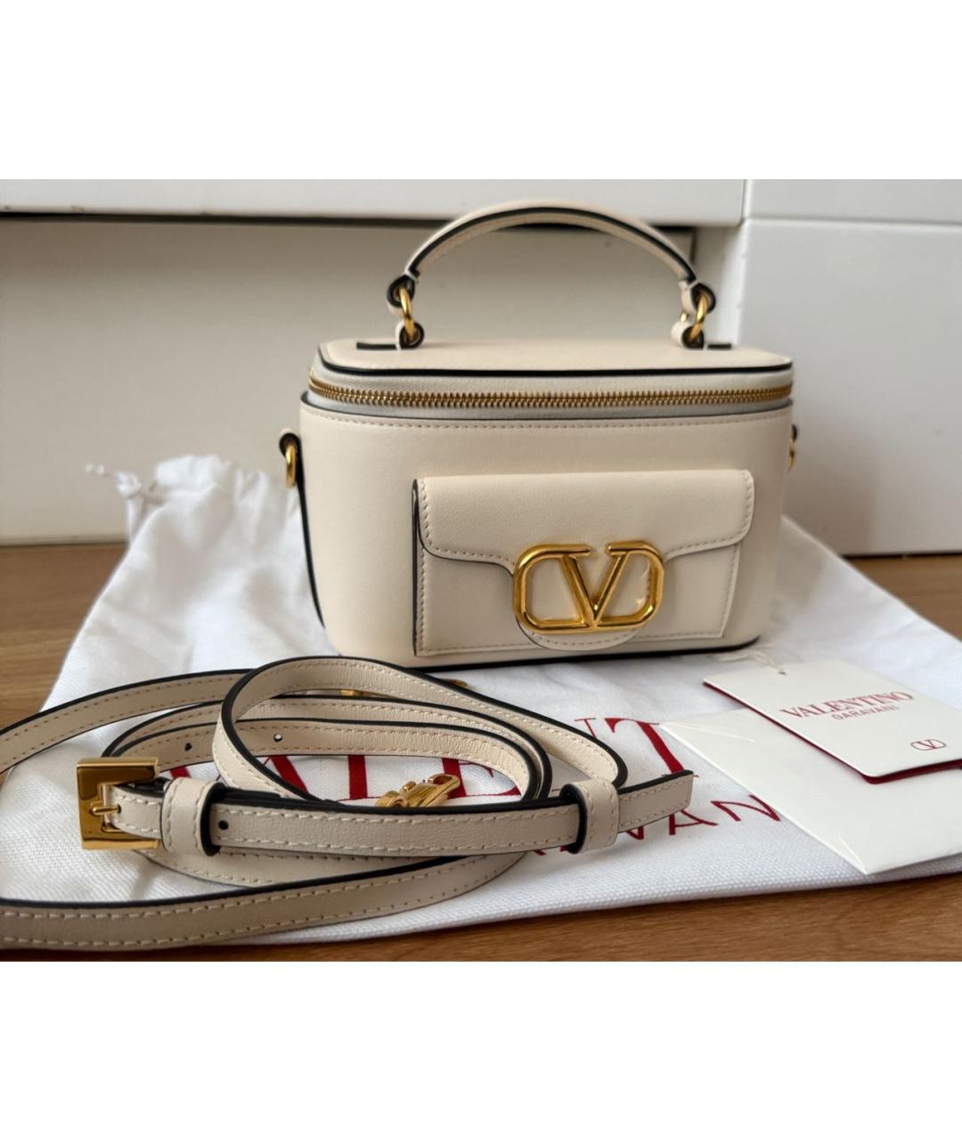 VALENTINO Бежевая кожаная сумка через плечо, фото 2
