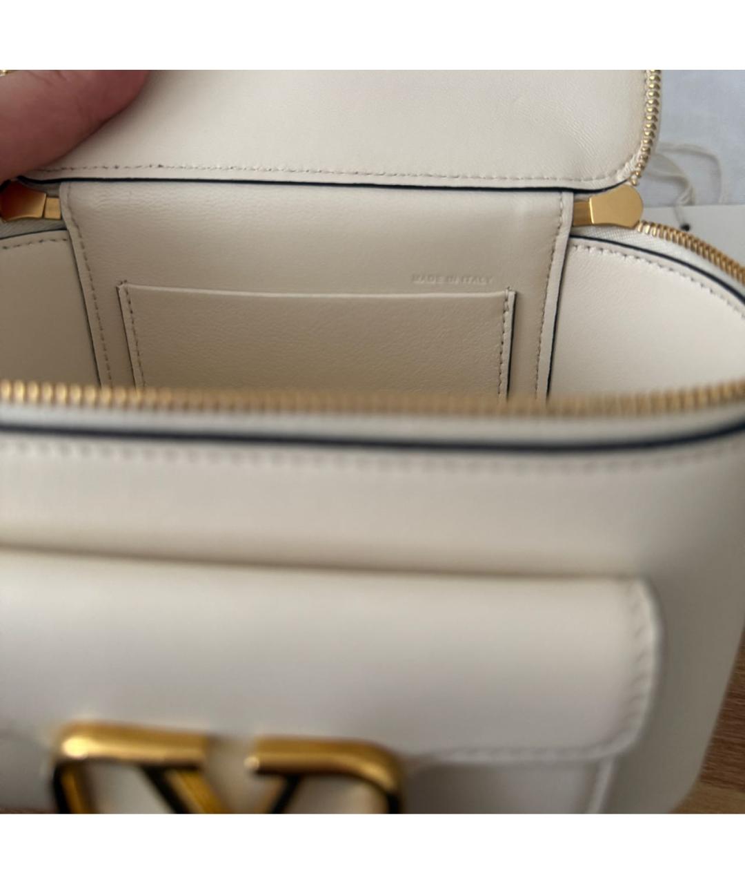 VALENTINO Бежевая кожаная сумка через плечо, фото 7