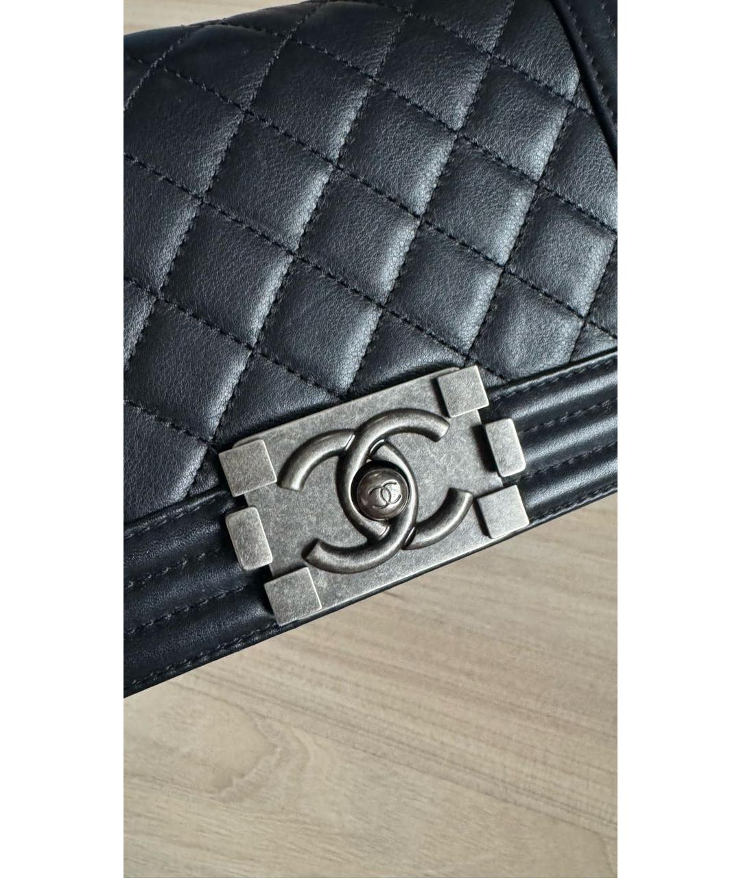 CHANEL Черная кожаная сумка через плечо, фото 7