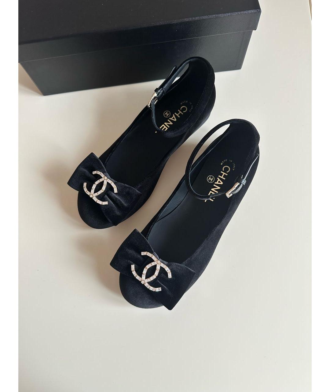 CHANEL Черные бархатные балетки, фото 2