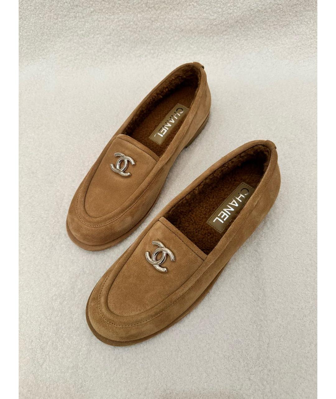 CHANEL Горчичные замшевые лоферы, фото 5