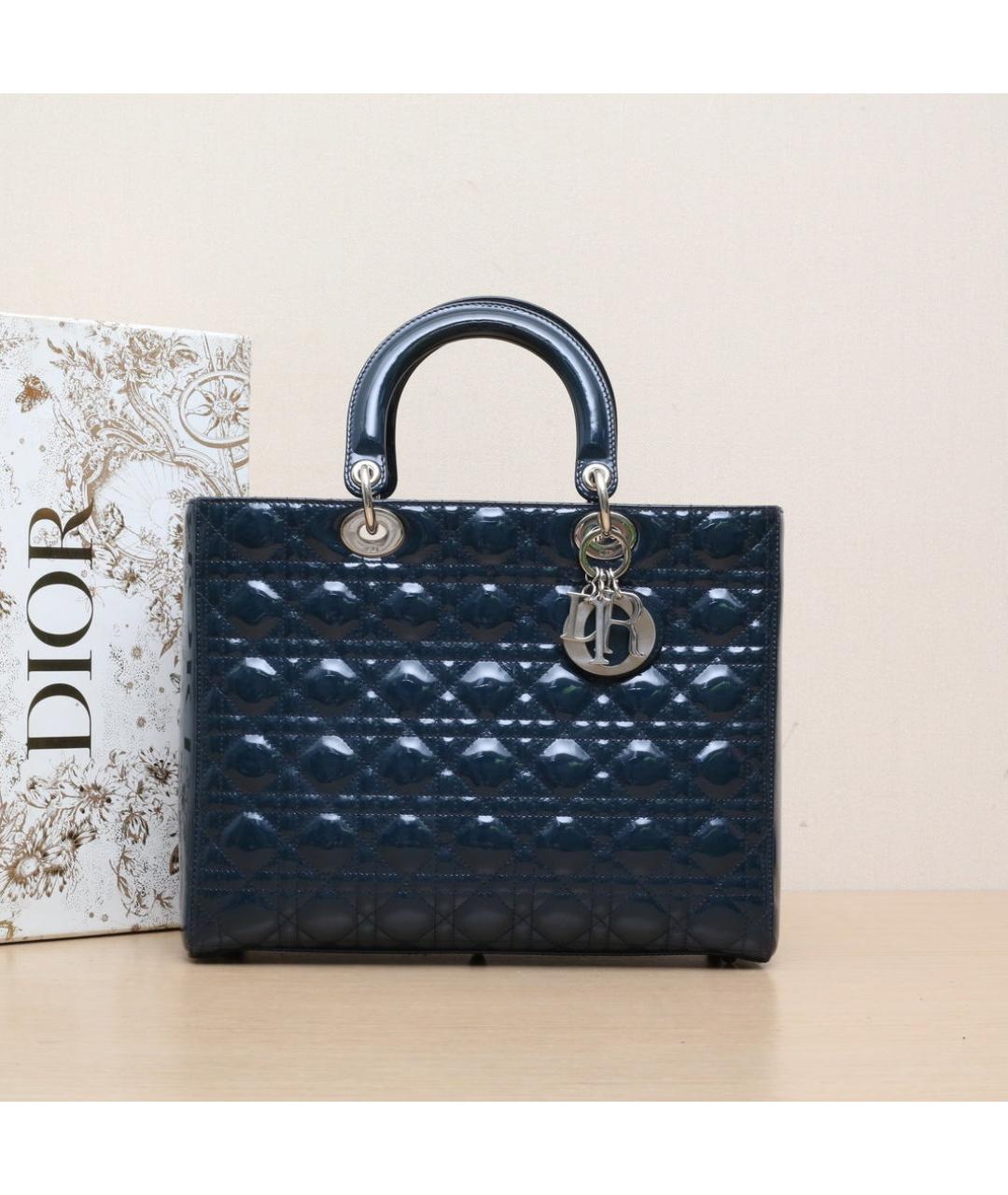 CHRISTIAN DIOR Темно-синяя сумка через плечо из лакированной кожи, фото 2