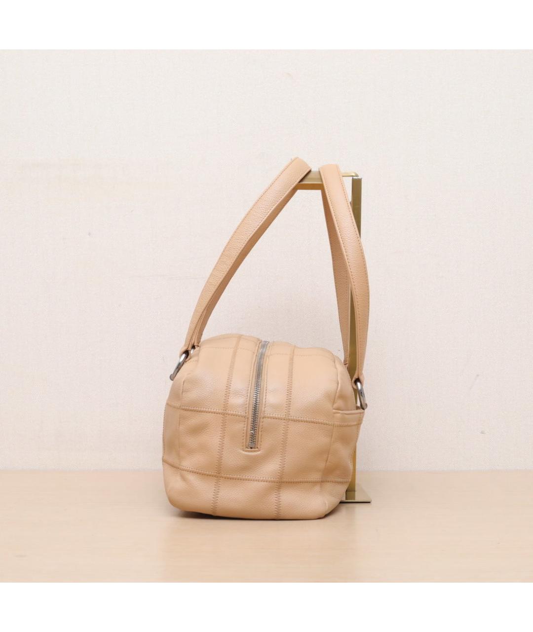 CHANEL Бежевая кожаная сумка через плечо, фото 5