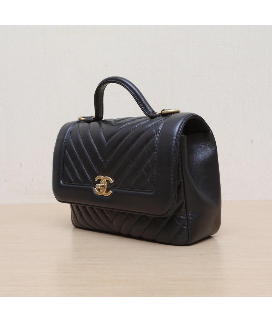 CHANEL Черная кожаная сумка через плечо, фото 4