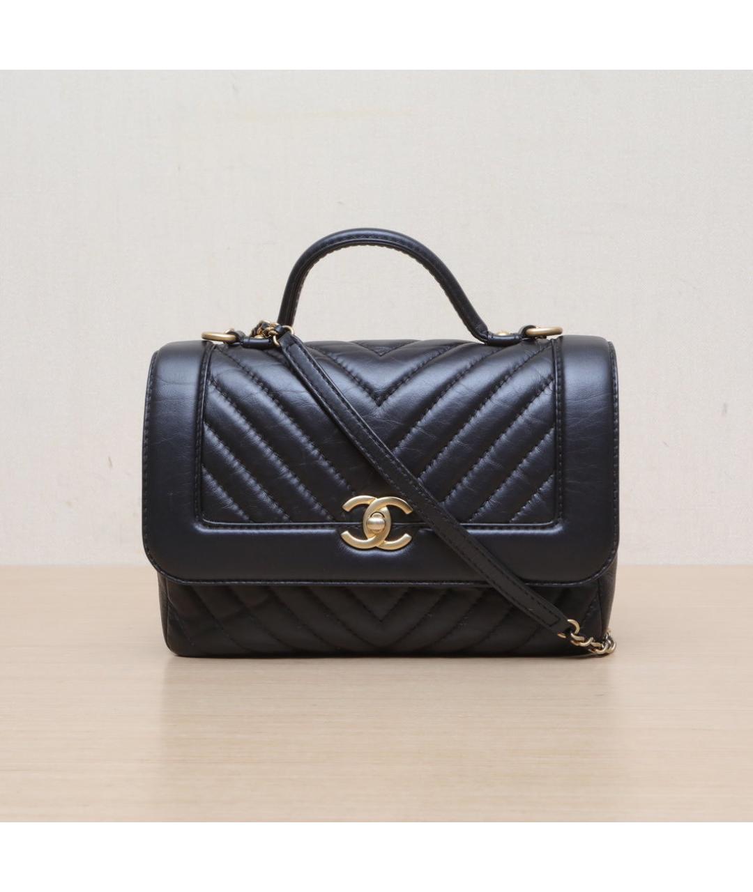 CHANEL Черная кожаная сумка через плечо, фото 3