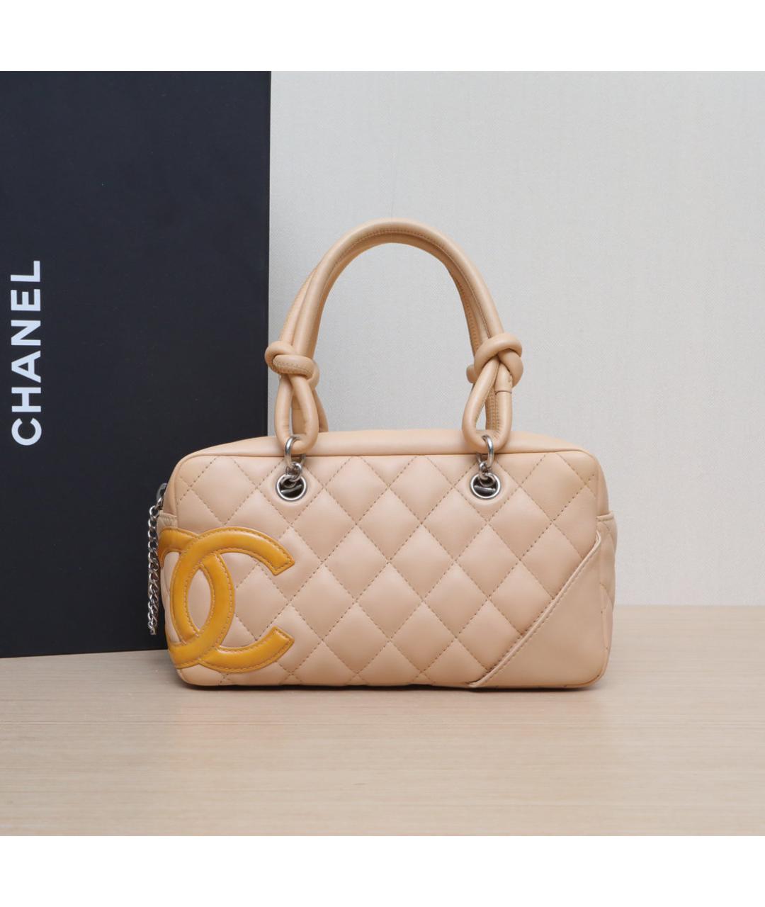 CHANEL Бежевая кожаная сумка через плечо, фото 2