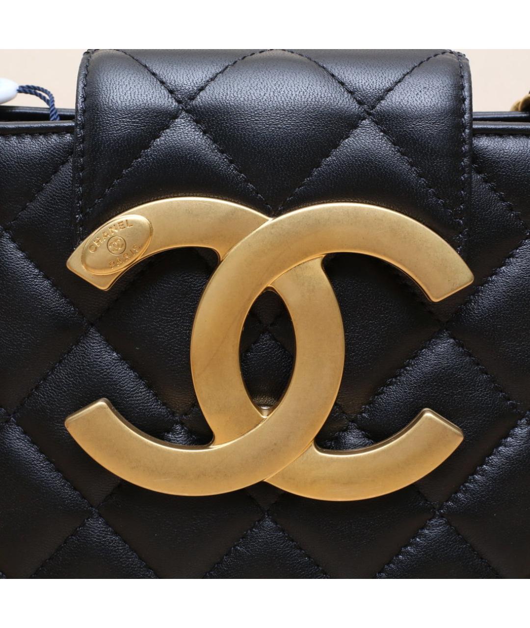 CHANEL Черная кожаная сумка через плечо, фото 8