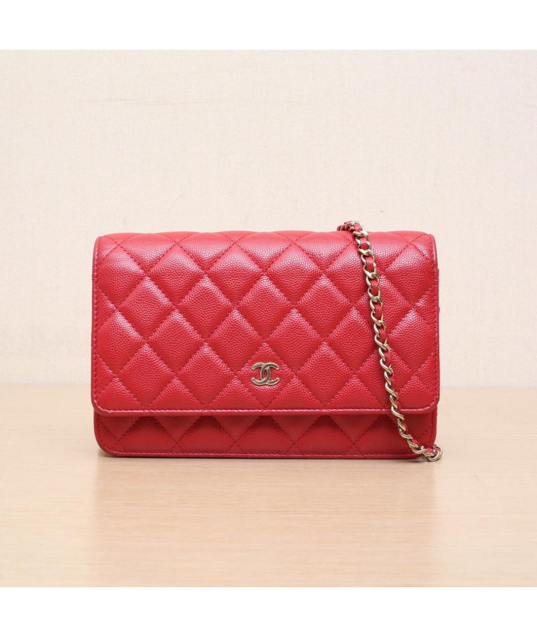 CHANEL Красная кожаная сумка через плечо, фото 3