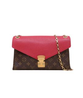 LOUIS VUITTON Сумка через плечо