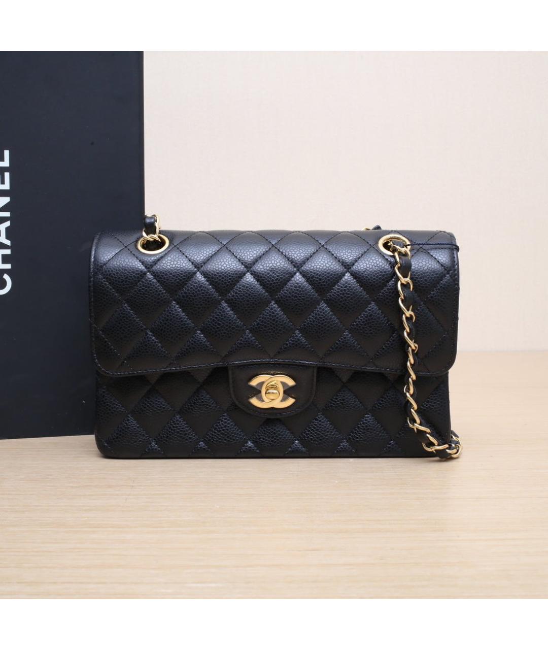 CHANEL Черная кожаная сумка через плечо, фото 2