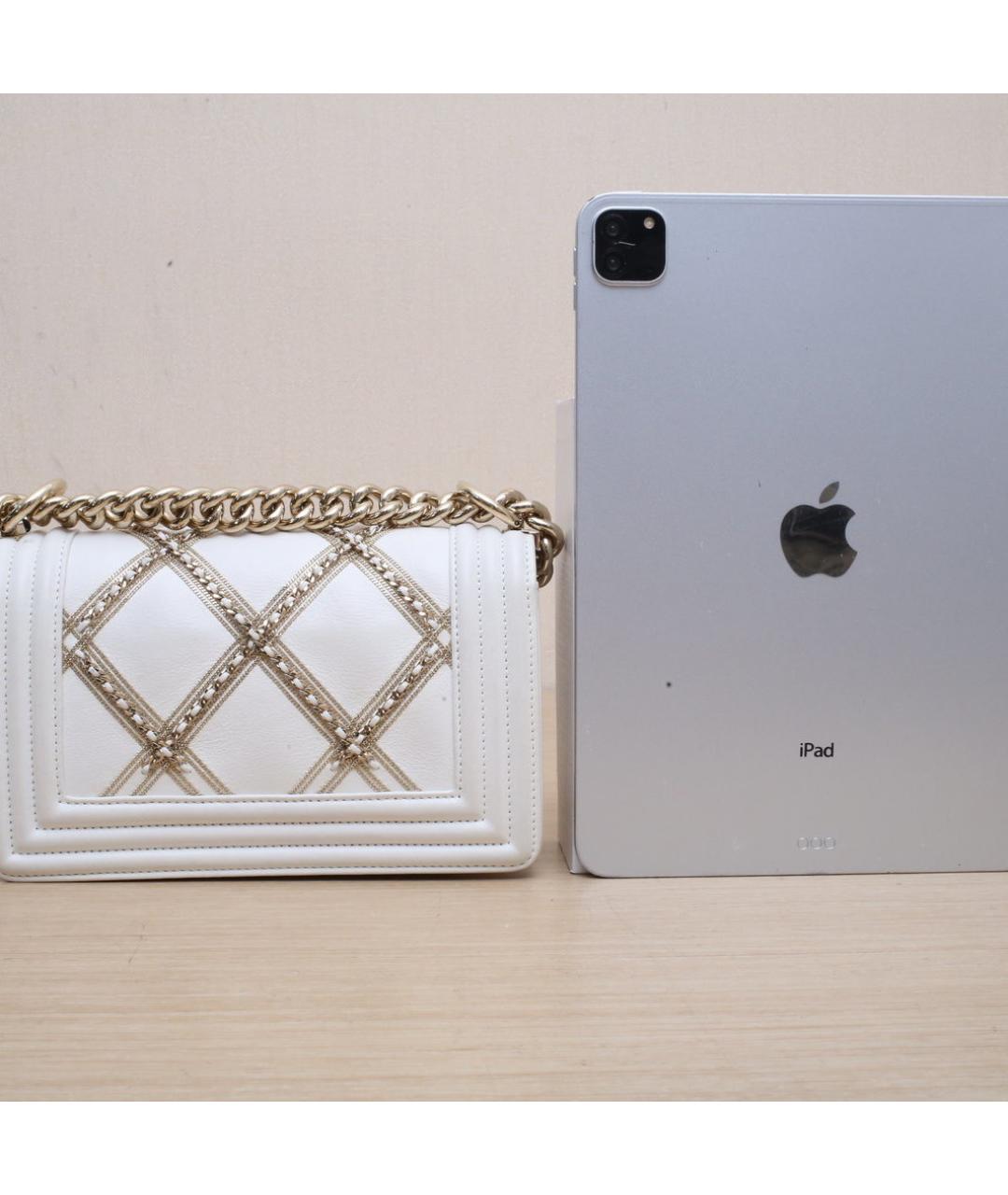 CHANEL Белая кожаная сумка через плечо, фото 7