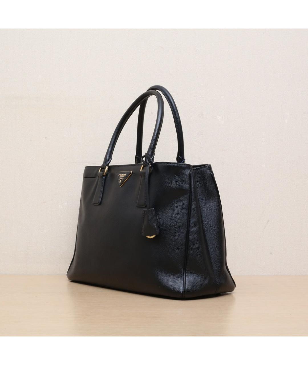 PRADA Черная кожаная сумка через плечо, фото 4