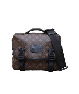 LOUIS VUITTON Сумка через плечо