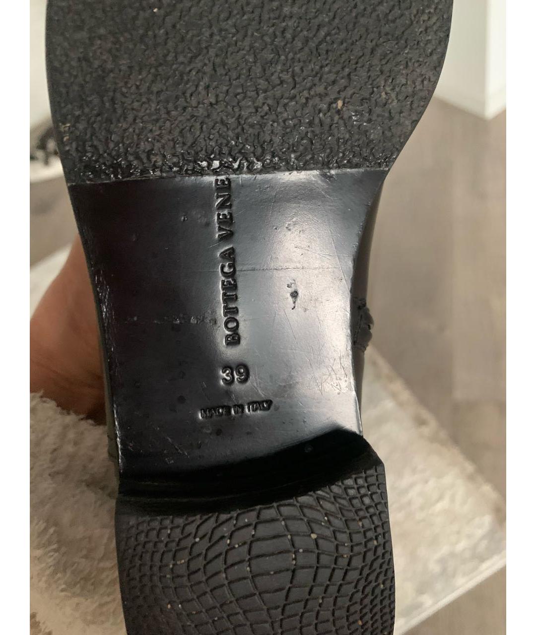 BOTTEGA VENETA Черные сапоги из лакированной кожи, фото 6