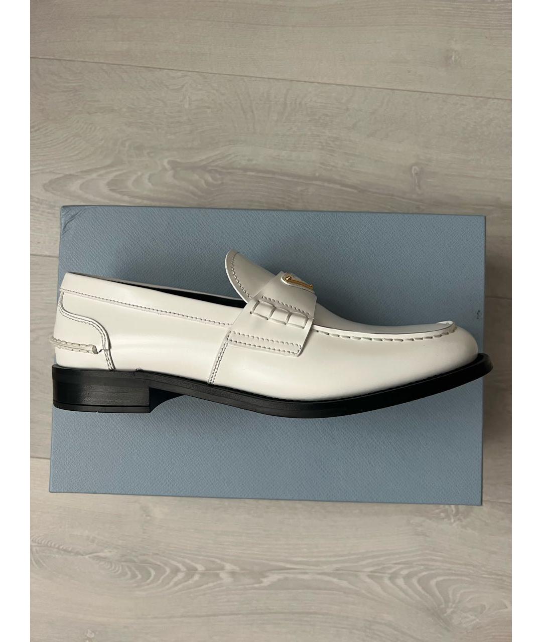 PRADA Белые кожаные лоферы, фото 7