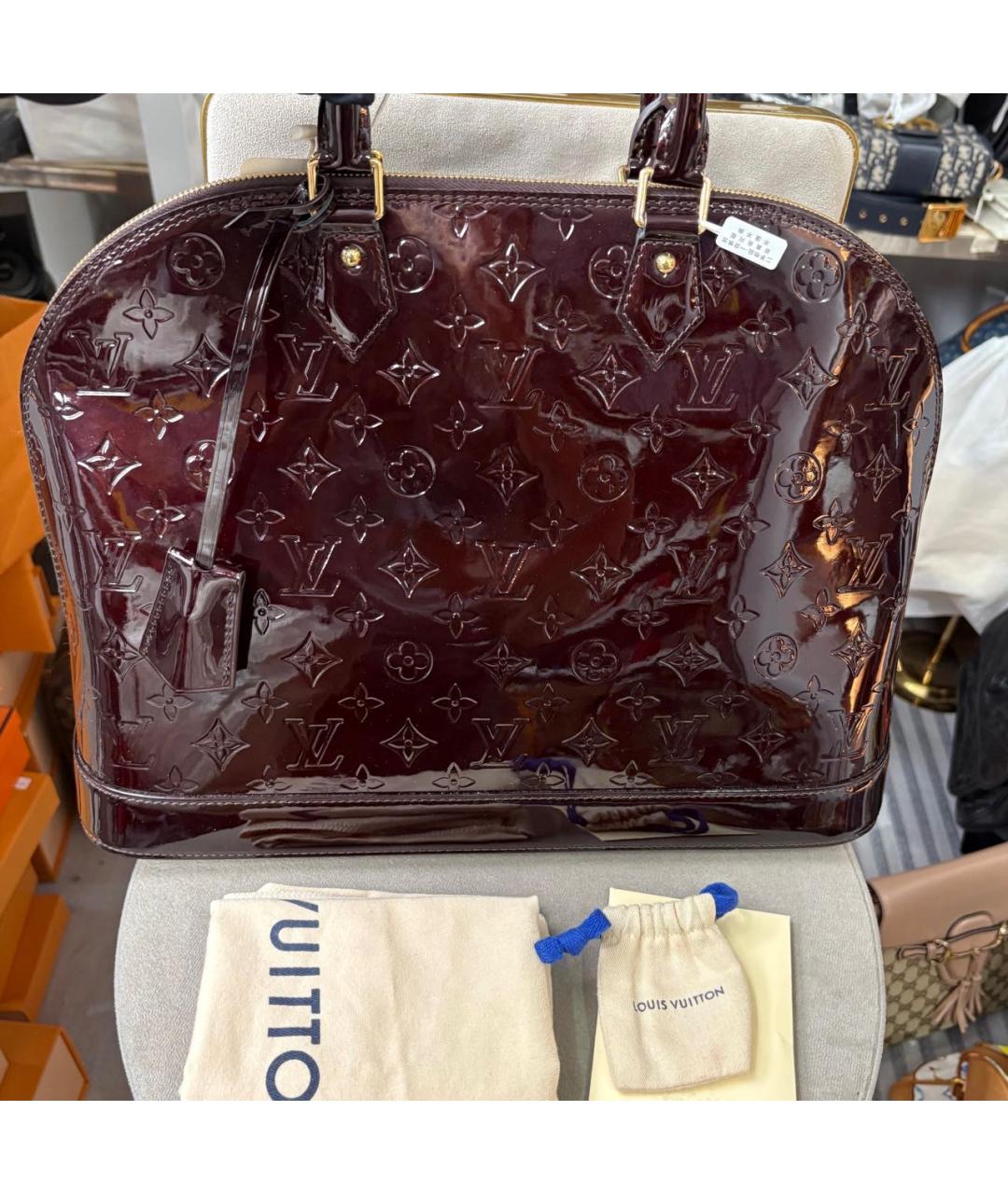 LOUIS VUITTON Бордовая сумка тоут из лакированной кожи, фото 7