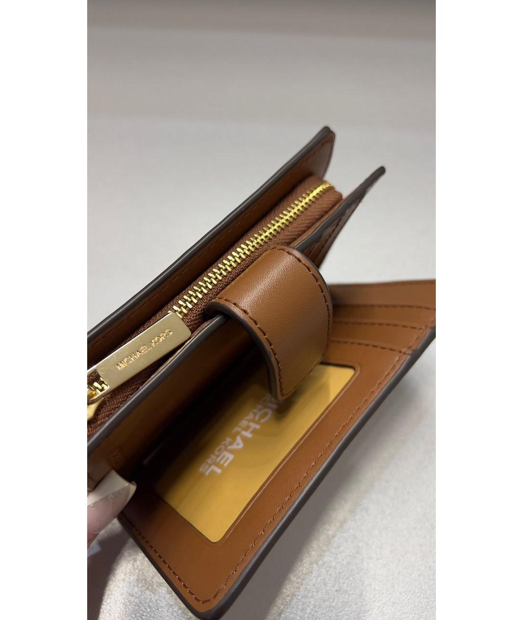 MICHAEL KORS Бежевый кожаный кошелек, фото 4