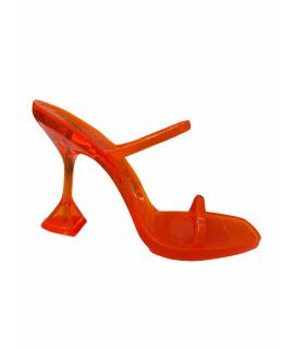 Amina Muaddi Мюли