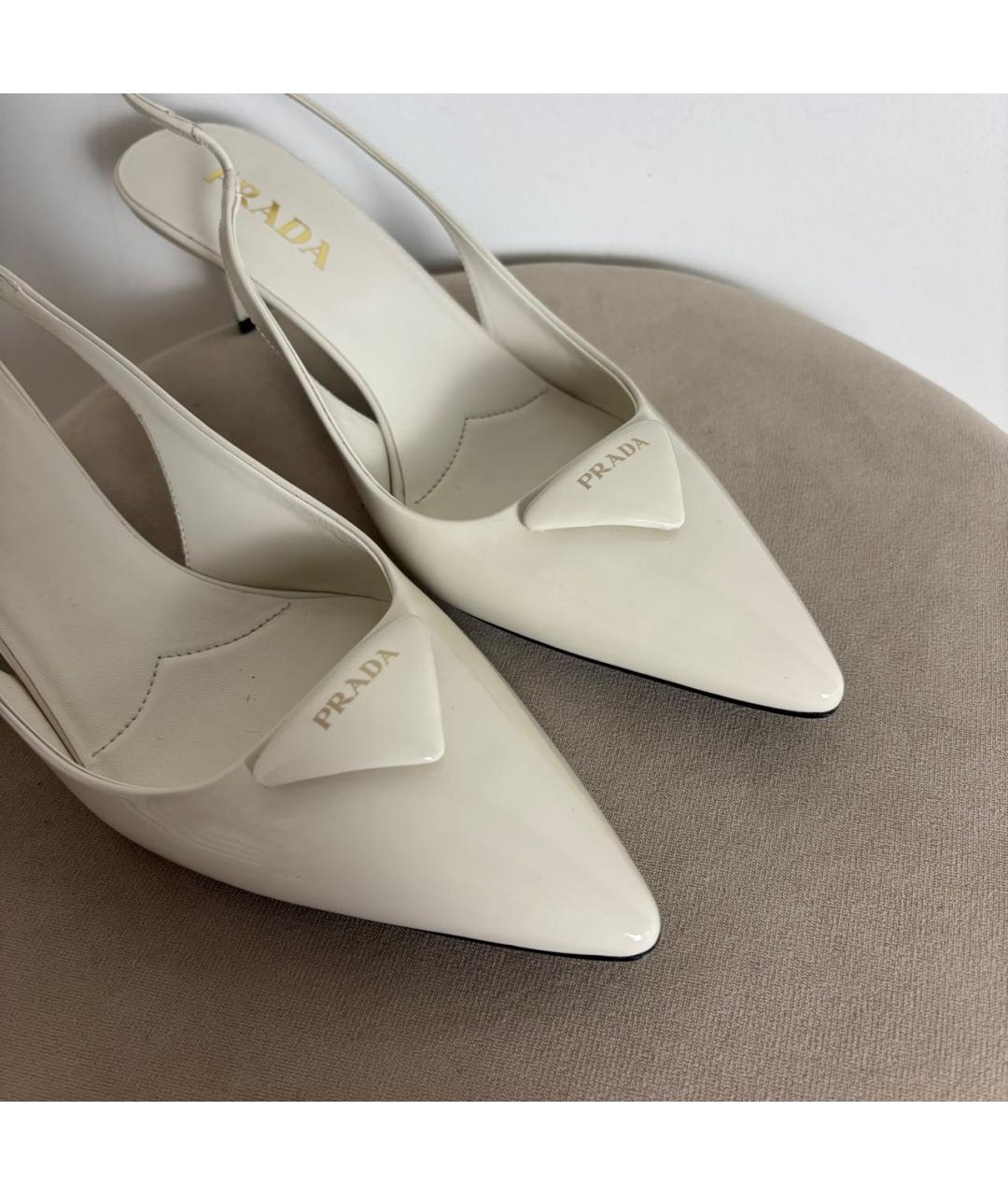 PRADA Бежевые туфли из лакированной кожи, фото 8