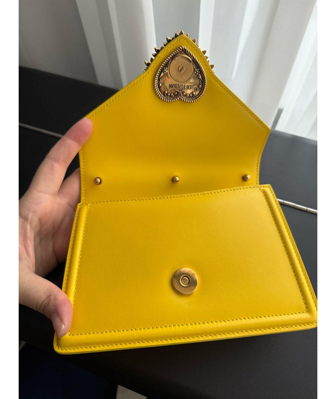 DOLCE&GABBANA Желтая кожаная сумка через плечо, фото 6