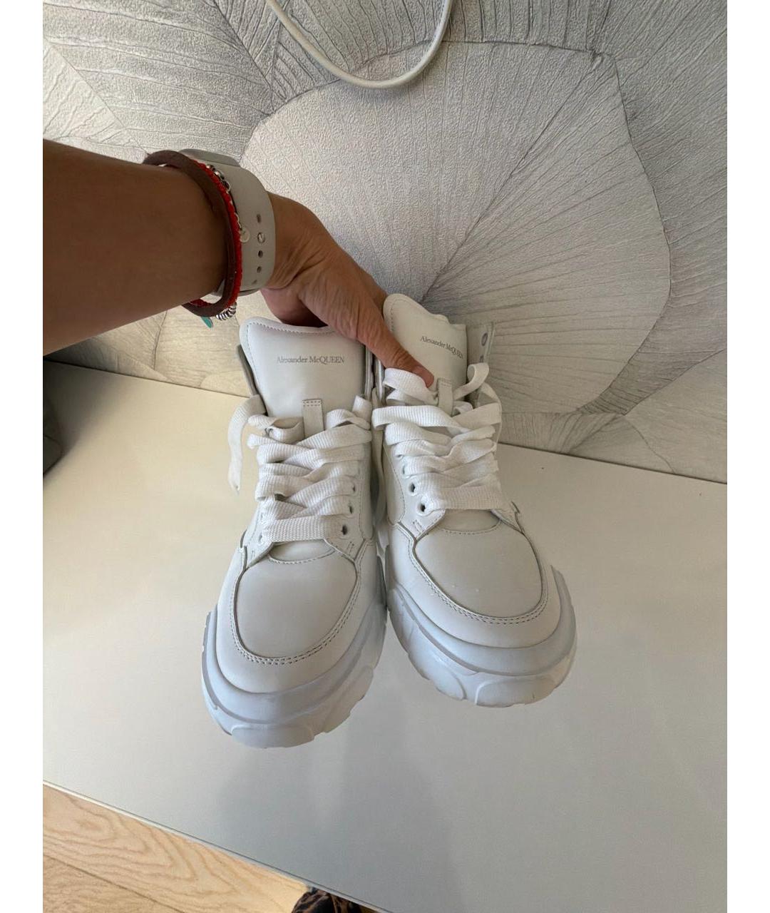 ALEXANDER MCQUEEN Белые кожаные кроссовки, фото 7