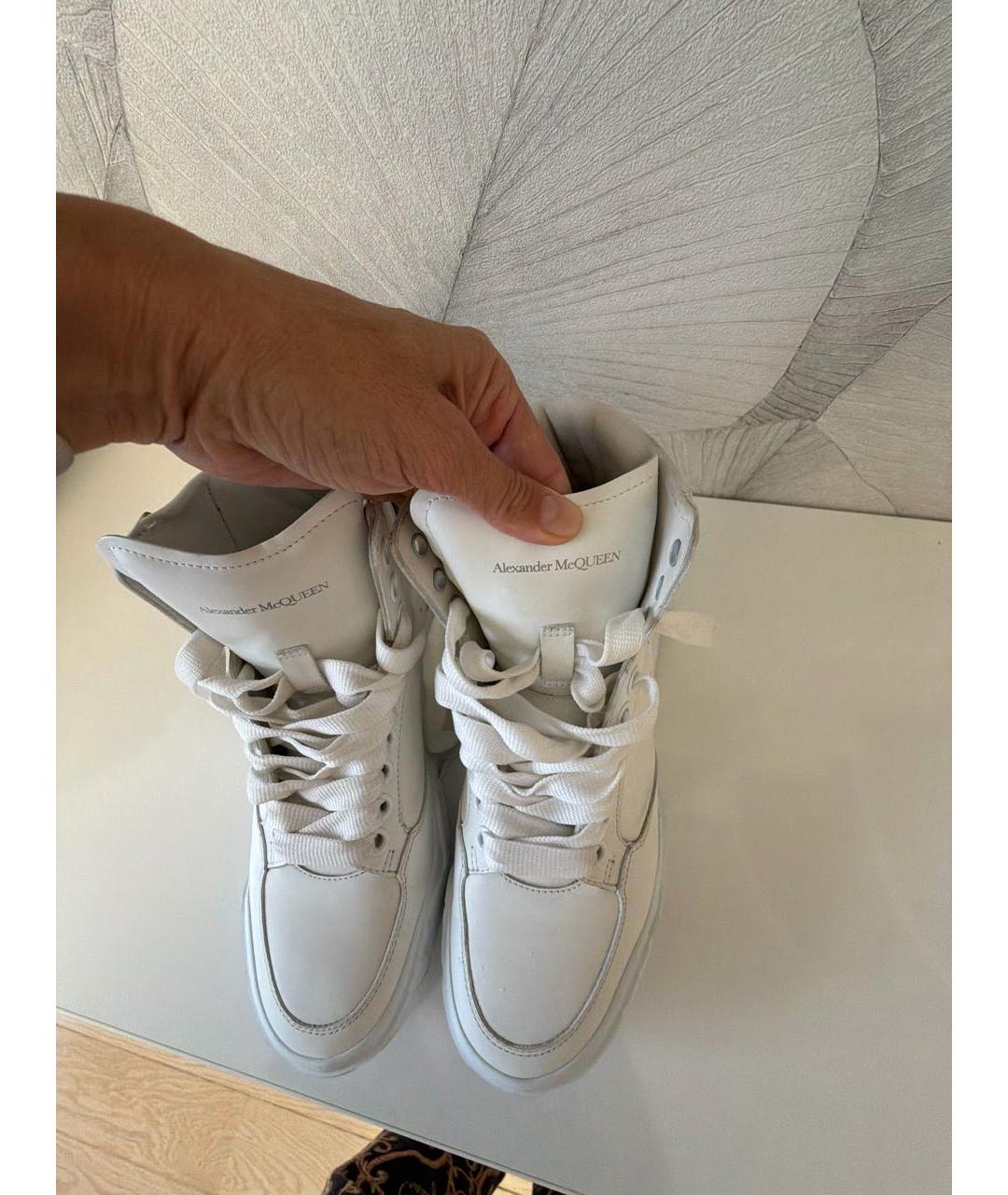 ALEXANDER MCQUEEN Белые кожаные кроссовки, фото 8