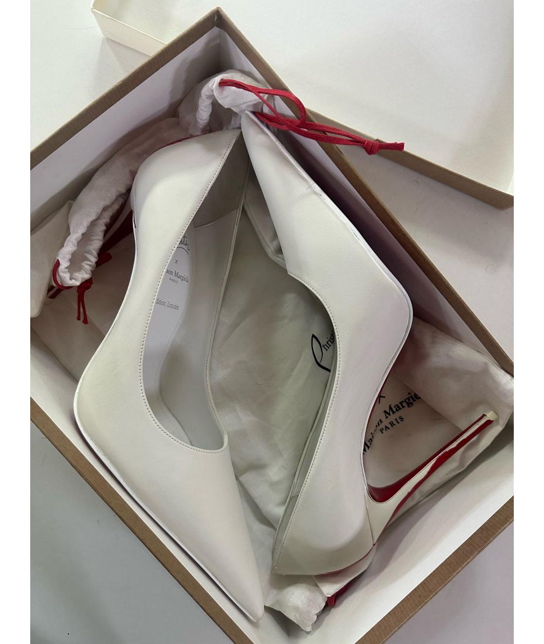 CHRISTIAN LOUBOUTIN Белые кожаные туфли, фото 3