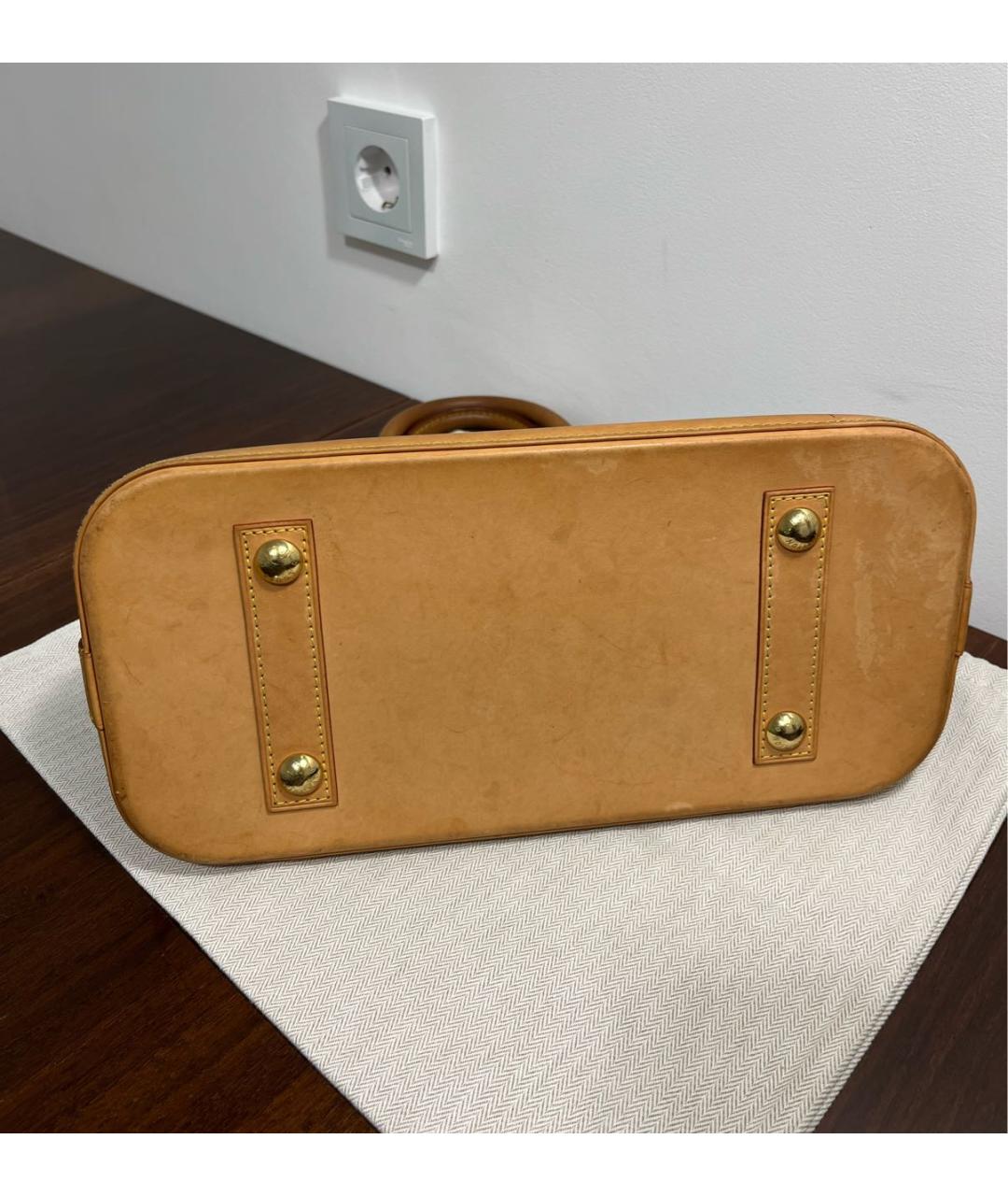 LOUIS VUITTON Коричневая кожаная сумка с короткими ручками, фото 6